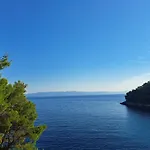 Vacation Home In Pelinovik Bay