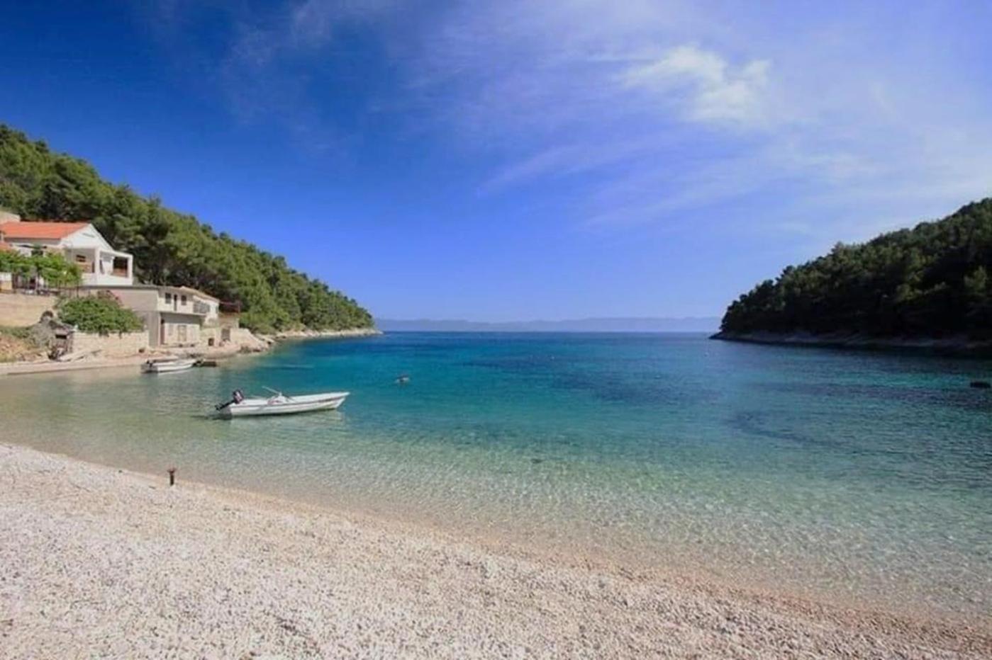 Vacation In Pelinovik Bay *